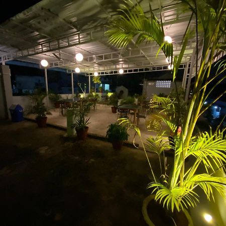 La Paradise Residency Пондичерри Экстерьер фото
