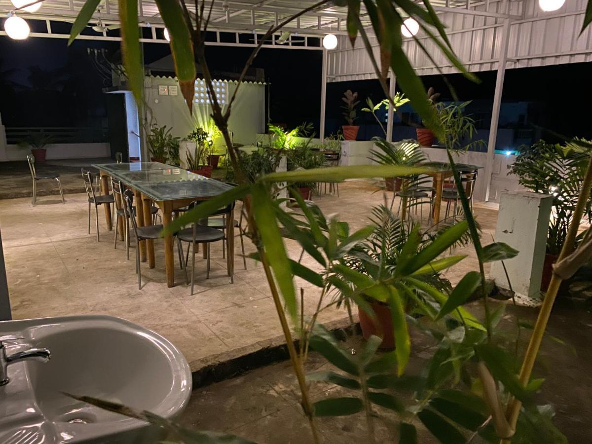 La Paradise Residency Пондичерри Экстерьер фото